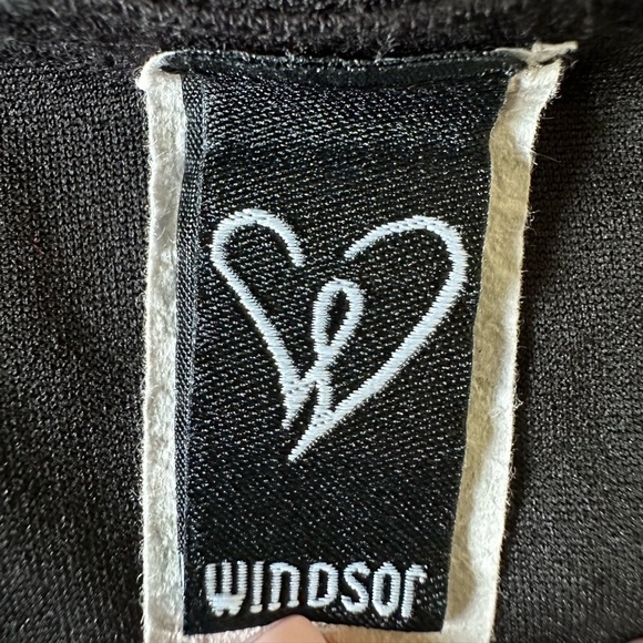 Windsor low scoop dress w/ puffy sleeves - Picture 3 of 3